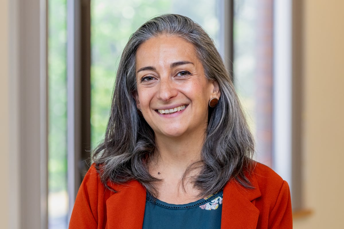 Saffron Homayoun, MD head shot.