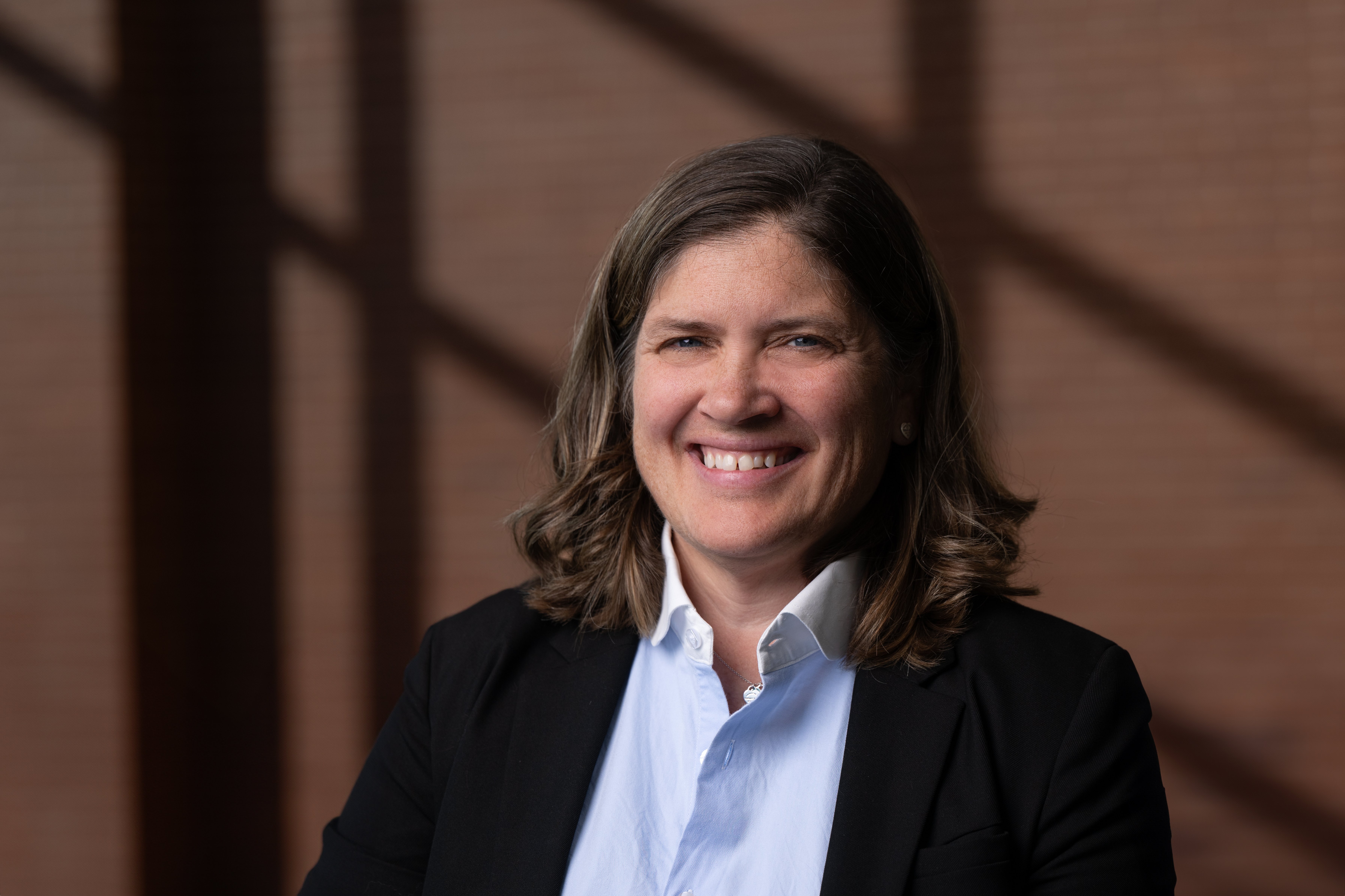 Catherine Mullen, LCSW head shot.