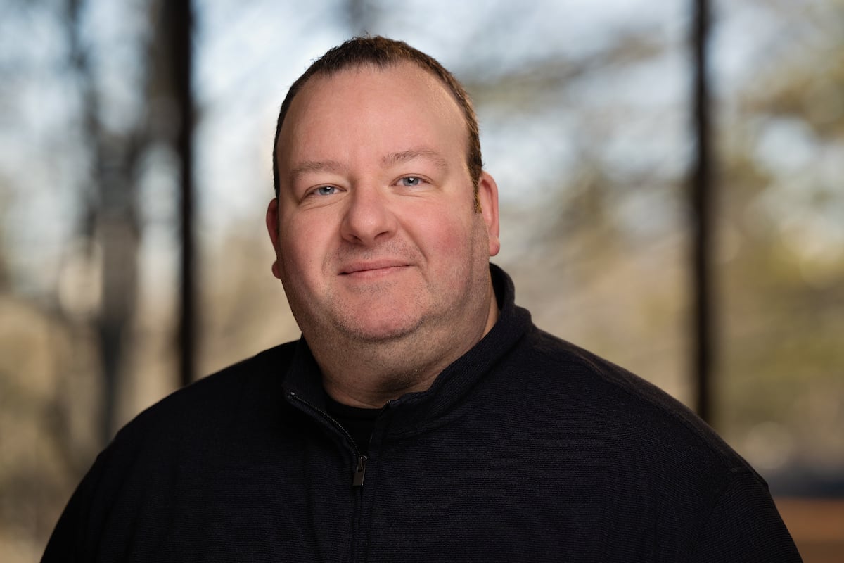 Eric Sampson, MD head shot.