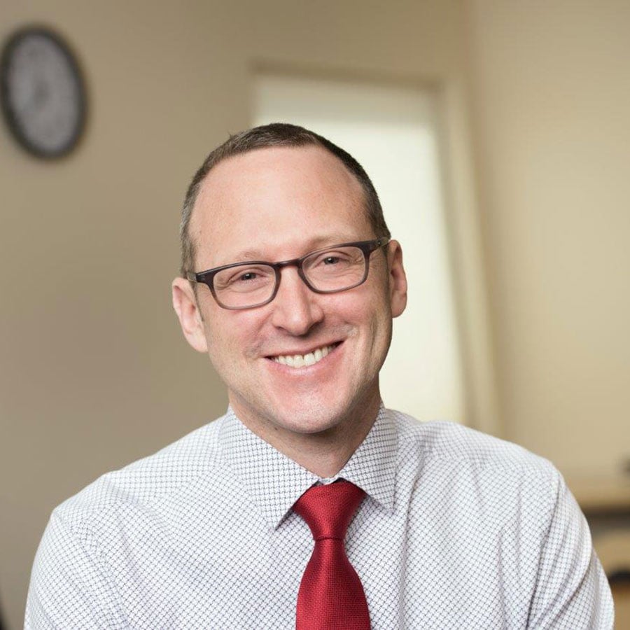 Timothy McAteer, MD head shot.